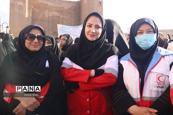 اجتماع بزرگ خانوادگی دهه هشتادی و نودی‌های تبریز