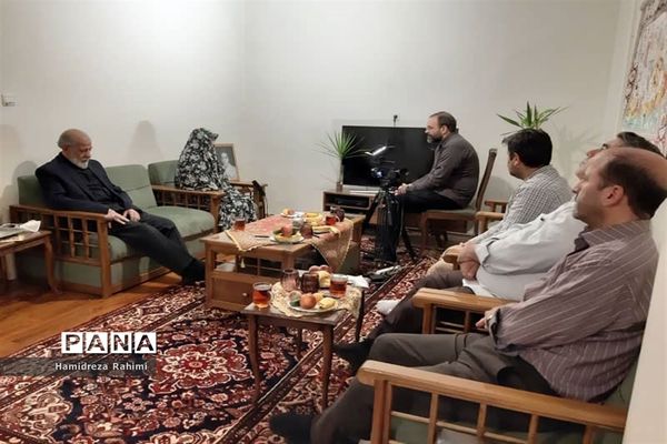 به تماشای سرو