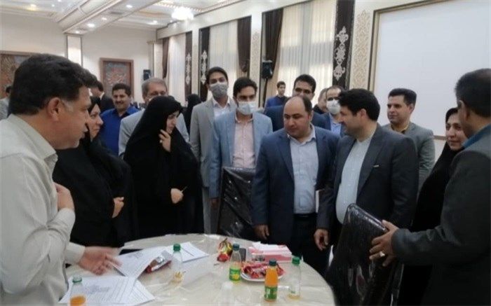 بازدید مدیرکل دفتر آموزش دبستانی آموزش و پرورش از مرحله نهایی طرح ارتقای عملکرد مدیریت آموزشگاهی