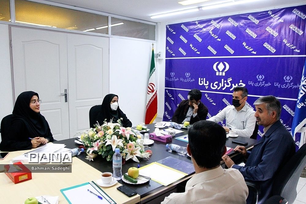 نشست نمایندگان اداره‌کل عشایر و سازمان دانش‌آموزی با موضوع برگزاری اردوی سراسری دانش‌آموزان عشایر در مشهد