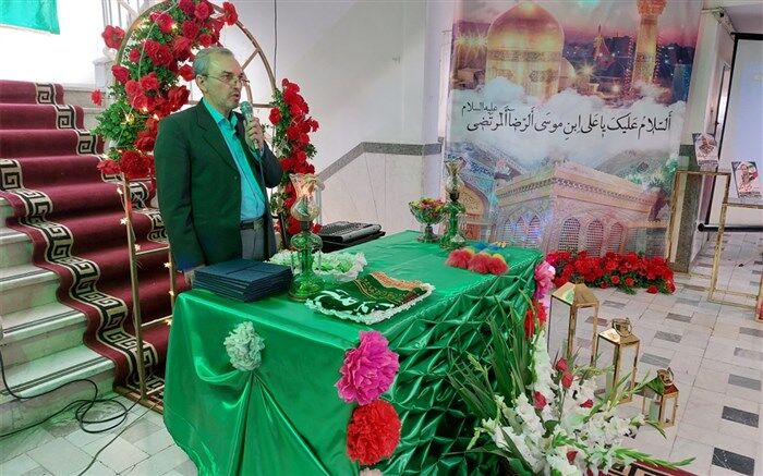 عزت و آبروی امروز شیعه، درخششی از شمس وجود امام رئوف و خواهر کریمه اوست