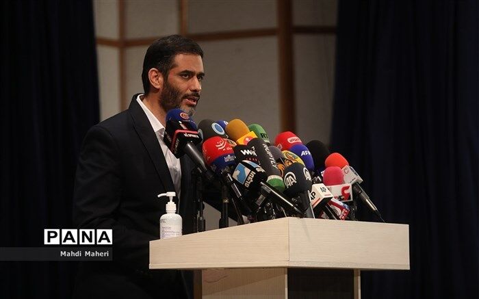 مناطق آزاد محلی برای نجات اقتصاد کشور هستند