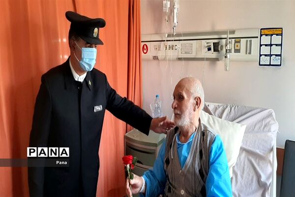 شمیم خوش پرچم بارگاه رضوی شهر میانه را عطرآگین کرد