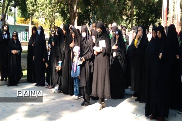مراسم استقبال از کاروان خادمان  پرچم حرم امام رضا(ع) درشهرستان نظرآباد