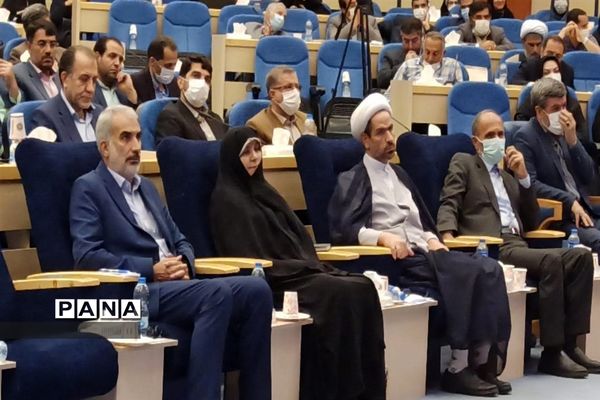 حضور وزیر آموزش و پرورش در نشست شورای اداری استان همدان