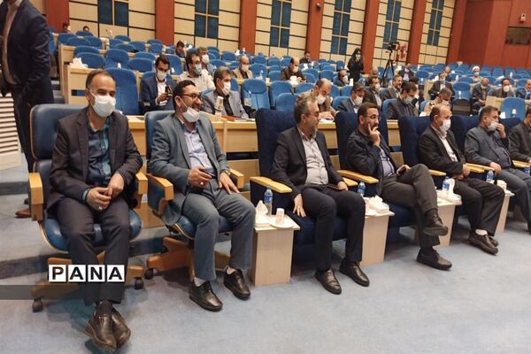 حضور وزیر آموزش و پرورش در نشست شورای اداری استان همدان