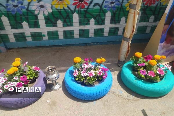 برگزاری ویژه برنامه‌های دهه کرامت در آخرین روزهای سال تحصیلی در مدارس ابتدایی مشهد