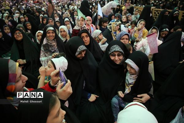 مراسم جشن دختران ایران قوی در قم-1