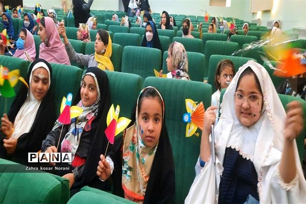 برگزاری جشن ولادت حضرت معصومه (س) و روز دختر در کانون لقمان شهرستان کاشمر