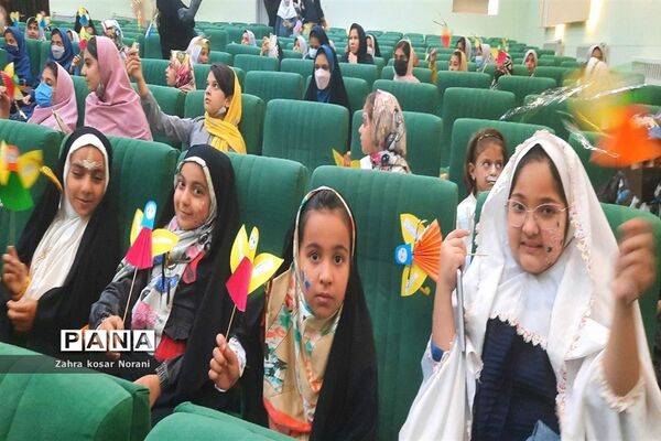 برگزاری جشن ولادت حضرت معصومه (س) و روز دختر در کانون لقمان شهرستان کاشمر