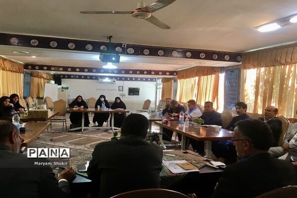 نشست معاونان پرورشی و تربیت‌بدنی و روسای تشکلات دانش‌آموزی