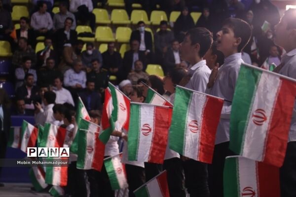 دیدار رئیس جمهوری با اقشار مختلف مردم در تبریز