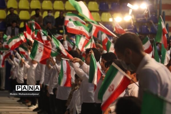 دیدار رئیس جمهوری با اقشار مختلف مردم در تبریز