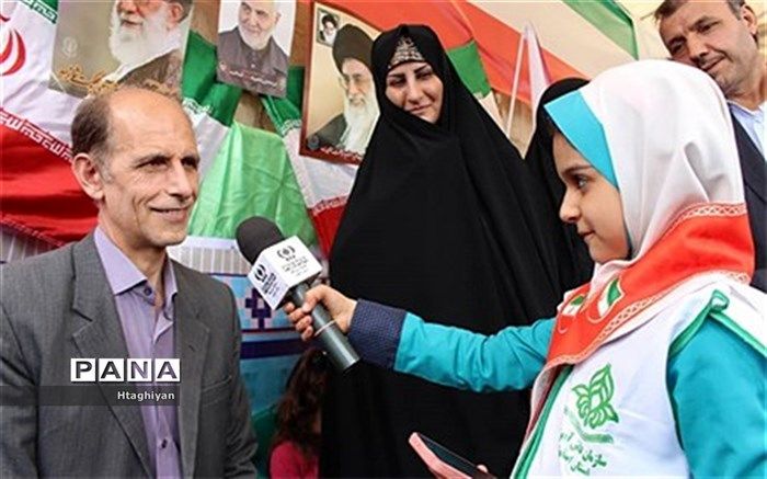 گفت وگو با مدیرکل آموزش‌ و پرورش استان اصفهان در حاشیه اجتماع بزرگ امام رضایی ها در اصفهان/فیلم