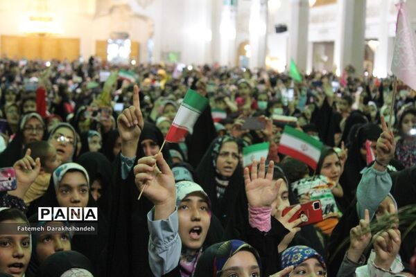 مراسم جشن دختران ایران قوی در قم-2