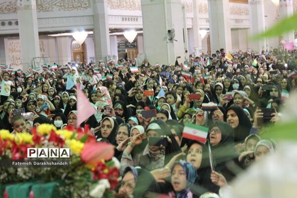 مراسم جشن دختران ایران قوی در قم-2
