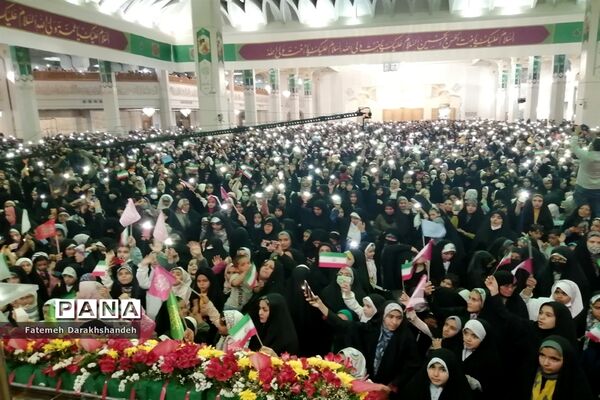 مراسم جشن دختران ایران قوی در قم-2