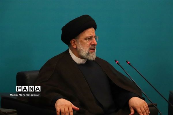 نشست خبری رئیس جمهوری با اصحاب رسانه آذربایجان شرقی