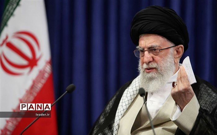 امام، رهبر بزرگترین انقلاب تاریخ انقلابها بود