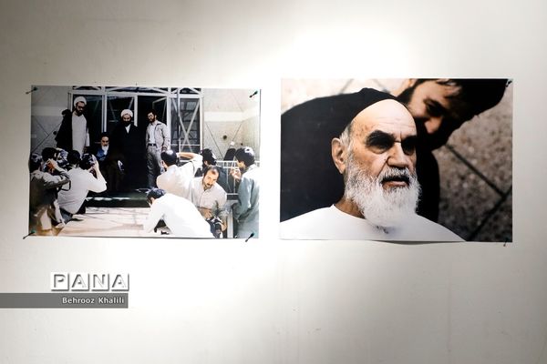نمایش عکس‌های علی کاوه از امام خمینی(ره) در نمایشگاه «لحظه»