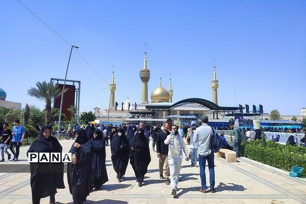 کاروان اعزامی به مراسم ارتحال امام خمینی از رودهن