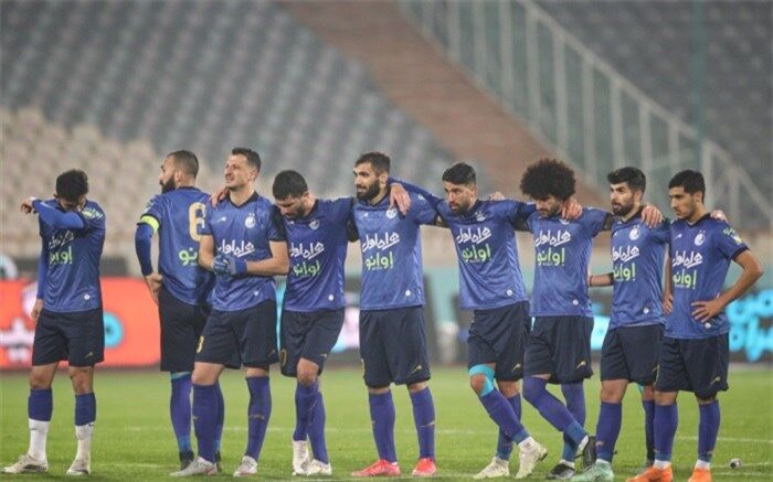 محمد نوری: در شان ما نبود یک ساعت پشت درهای ورزشگاه آزادی بمانیم