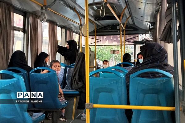 اعزام کاروان یاوران ولایت شهرستان پردیس به مرقد امام خمینی (ره)