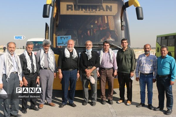 حضور کاروان های زیارتی استان قم در مراسم سالگرد ارتحال امام خمینی(ره)-1