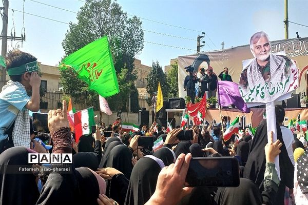 اجرای سرود سلام فرمانده در پاکدشت