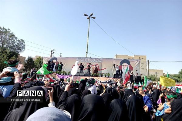 اجرای سرود سلام فرمانده در پاکدشت