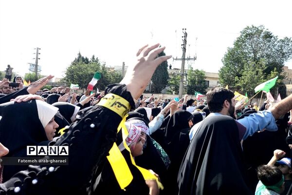 اجرای سرود سلام فرمانده در پاکدشت