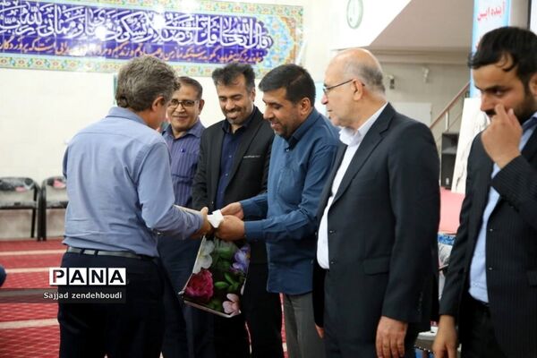 تجلیل از پیشکسوتان فوتبال شهرستان تنگستان