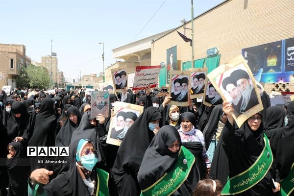 راهپیمایی مردم قم در یوم الله 15 خرداد-1