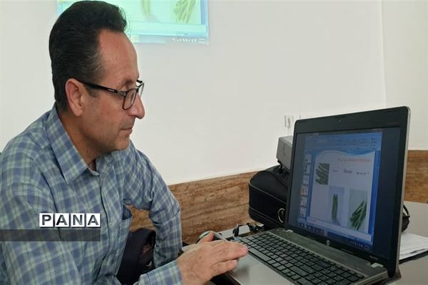 کلاس آموزشی گل و گیاه در شهرستان محمودآباد