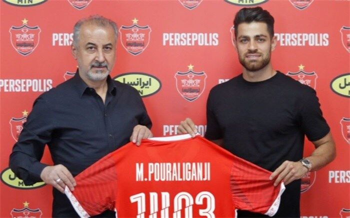 مدافع ملی‌پوش رسماً به پرسپولیس پیوست