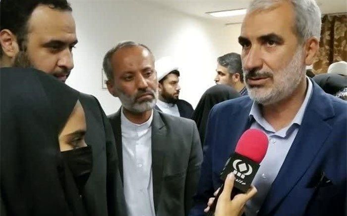 علم و معنویت از مهم ترین بندهای بیانیه گام دوم در مورد جوانان است