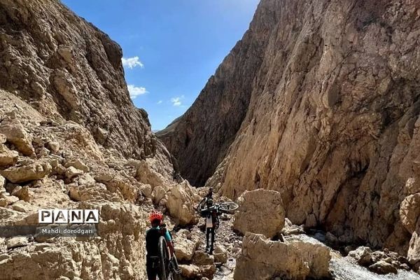 اردوی هیات دوچرخه‌سواری رودهن در طبیعت زیبای شهرستان فیروزکوه