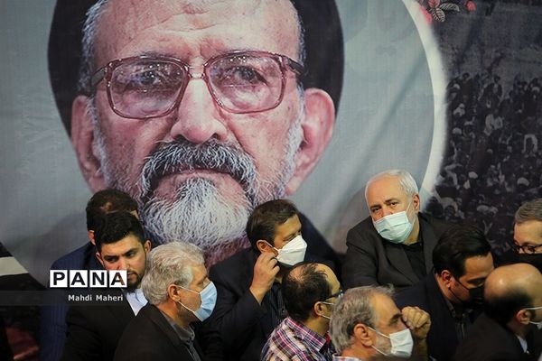 مراسم وداع با پیکر سید محمود دعایی در حسینیه جماران