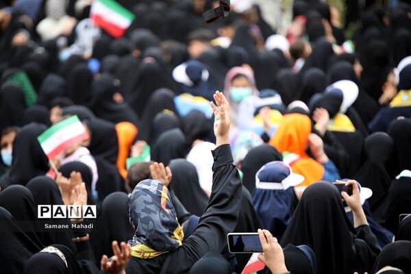 اجتماع بزرگ دانش‌آموزی «سلام فرمانده» شهرستان پیشوا