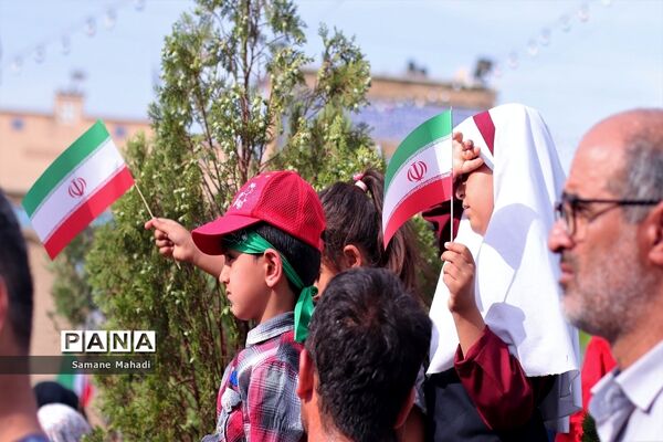 اجتماع بزرگ دانش‌آموزی «سلام فرمانده» شهرستان پیشوا