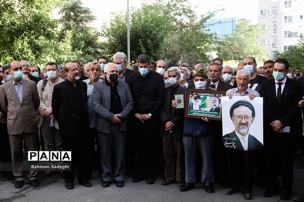 مراسم تشییع پیکر حجت‌الاسلام سید‌محمود دعایی