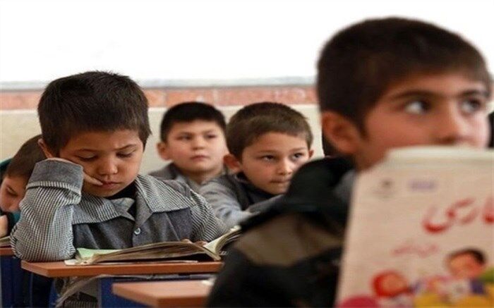 چالش‌های تقنینی، نظارتی و اجرایی تحصیل کودکان مهاجر در ایران