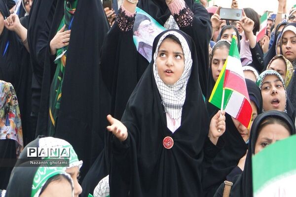 اجرای سرود سلام فرمانده در برازجان