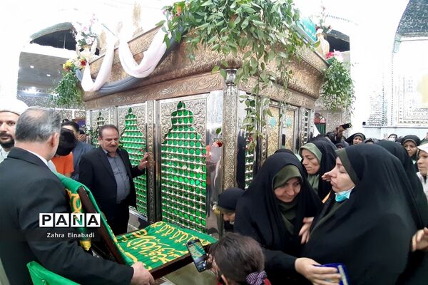 زیارت پرچم مقدس امام رضا (ع) در دهه کرامت در شهرستان ملارد