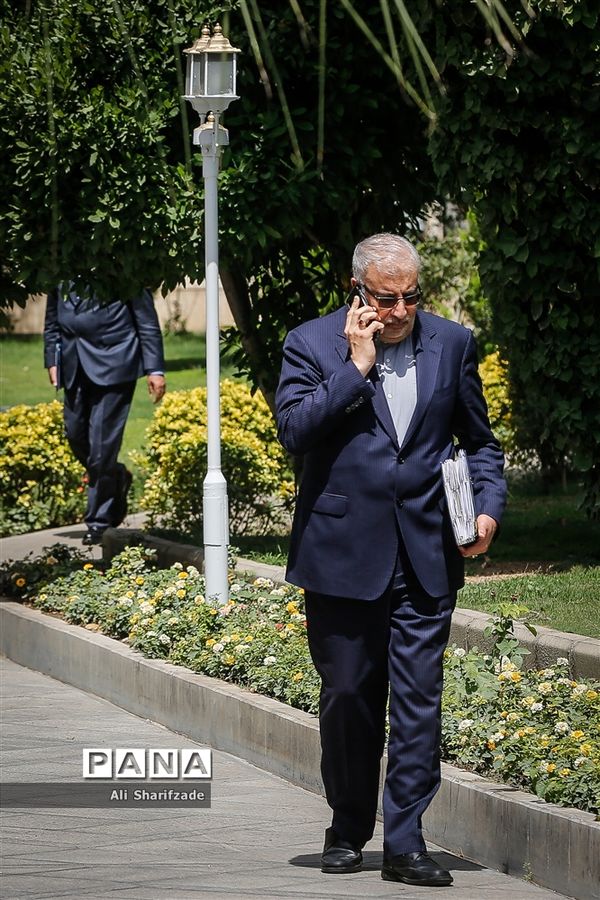 حاشیه جلسه هیات دولت