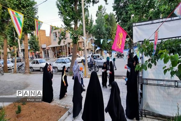 برپایی ایستگاه‌های صلواتی به مناسبت دهه کرامت در فریدونشهر