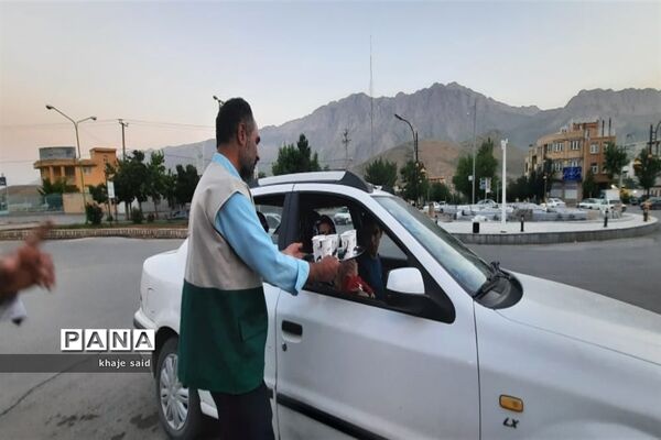 برپایی ایستگاه‌های صلواتی به مناسبت دهه کرامت در فریدونشهر