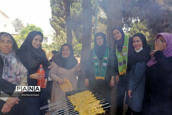 اردوی تشکیلاتی مربیان سازمان دانش‌آموزی شهرستان نجف آباد استان اصفهان