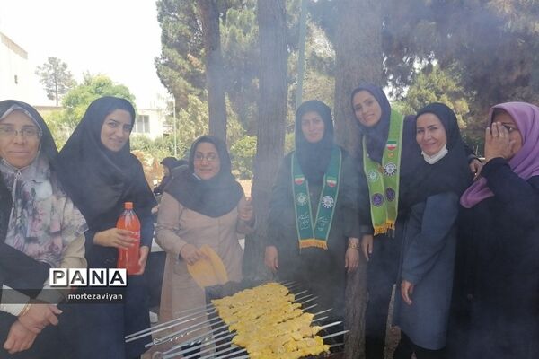 اردوی تشکیلاتی مربیان سازمان دانش‌آموزی شهرستان نجف آباد استان اصفهان
