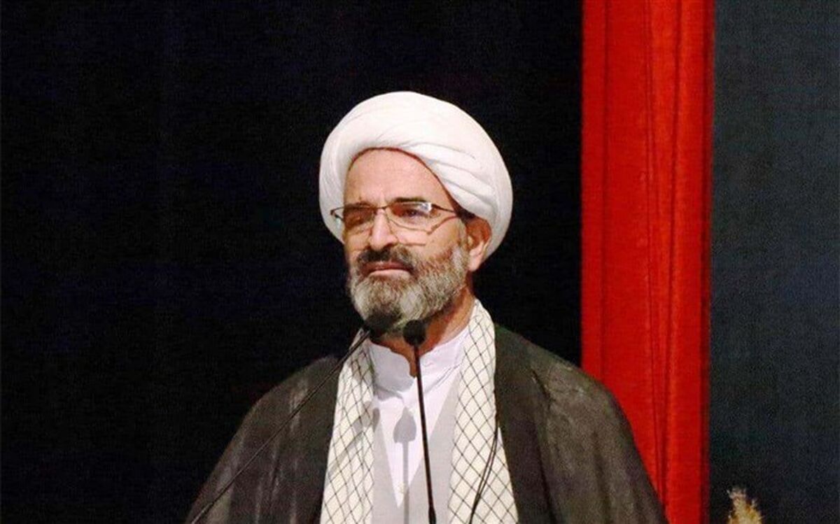 تلاش مجاهدانه آیت الله شاهچراغی جهت اعتلای فرهنگ و مذهب در استان سمنان